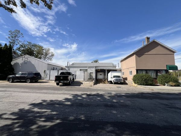 500 46TH Street, Rock Island, IL 61201
