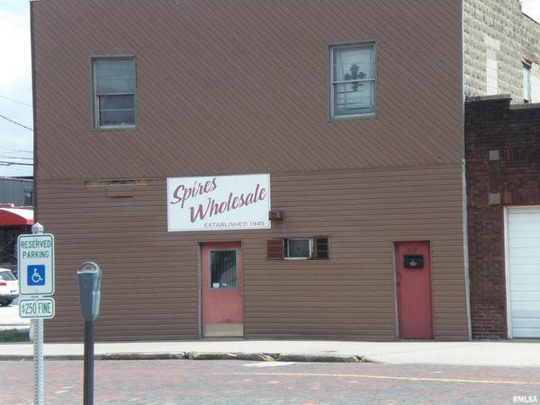 113 S Washington St Street, Carbondale, IL 62901