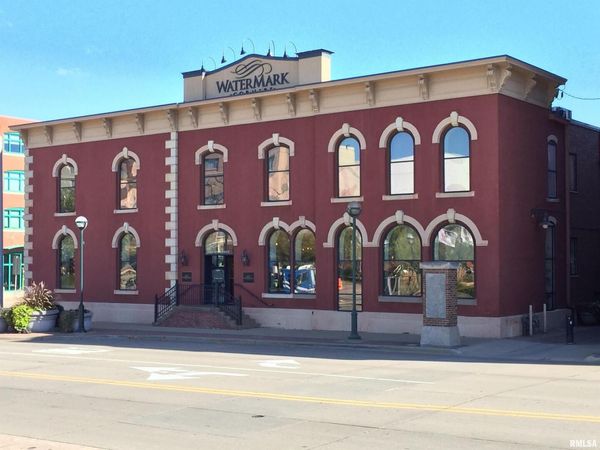 1500-1506 RIVER Drive, Moline, IL 61265