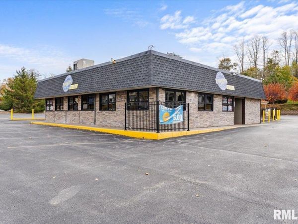 3008 7TH Avenue, Rock Island, IL 61201