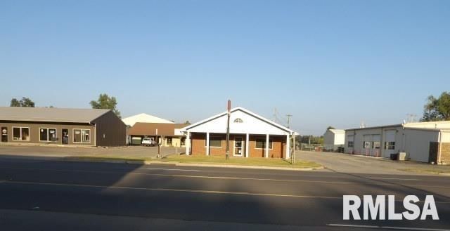 120 S COMMERCIAL Street, Harrisburg, IL 62946