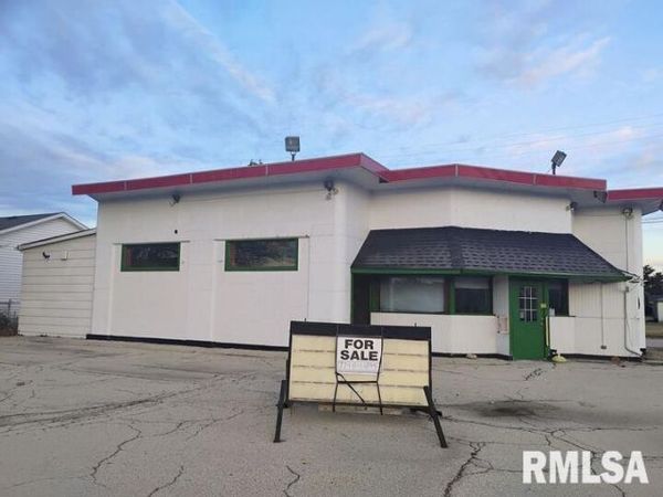 20 CHESTER Street, Galva, IL 61434