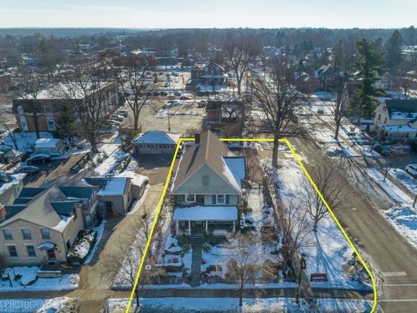 428 W State Street, Geneva, IL 60134