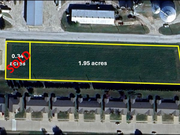 1205 4TH Street, Durant, IA 52747