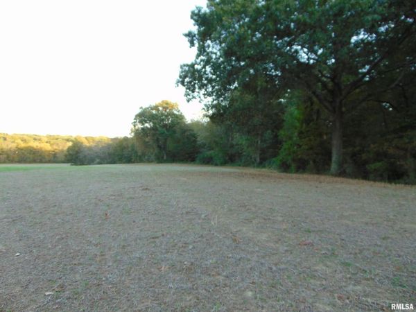 3048 Marlboro Road, Ava, IL 62907