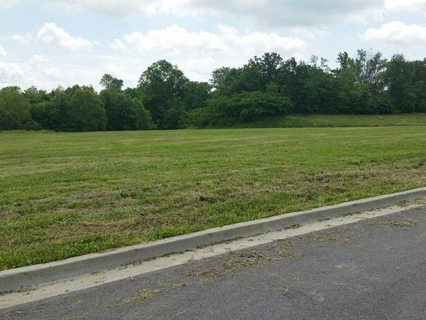 Lot 10 FINANCIAL Loop, Carbondale, IL 62901