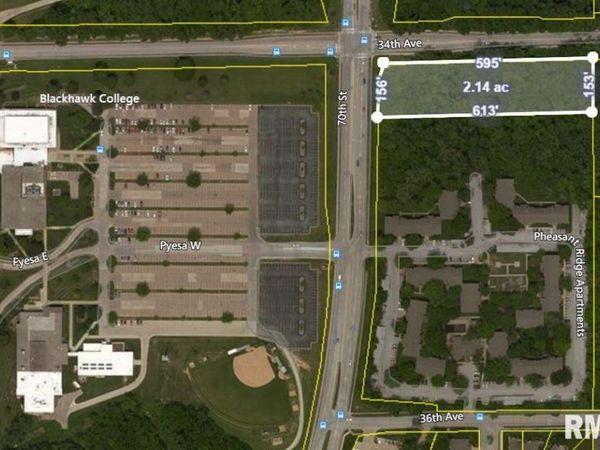 3400 70TH Street, Moline, IL 61265