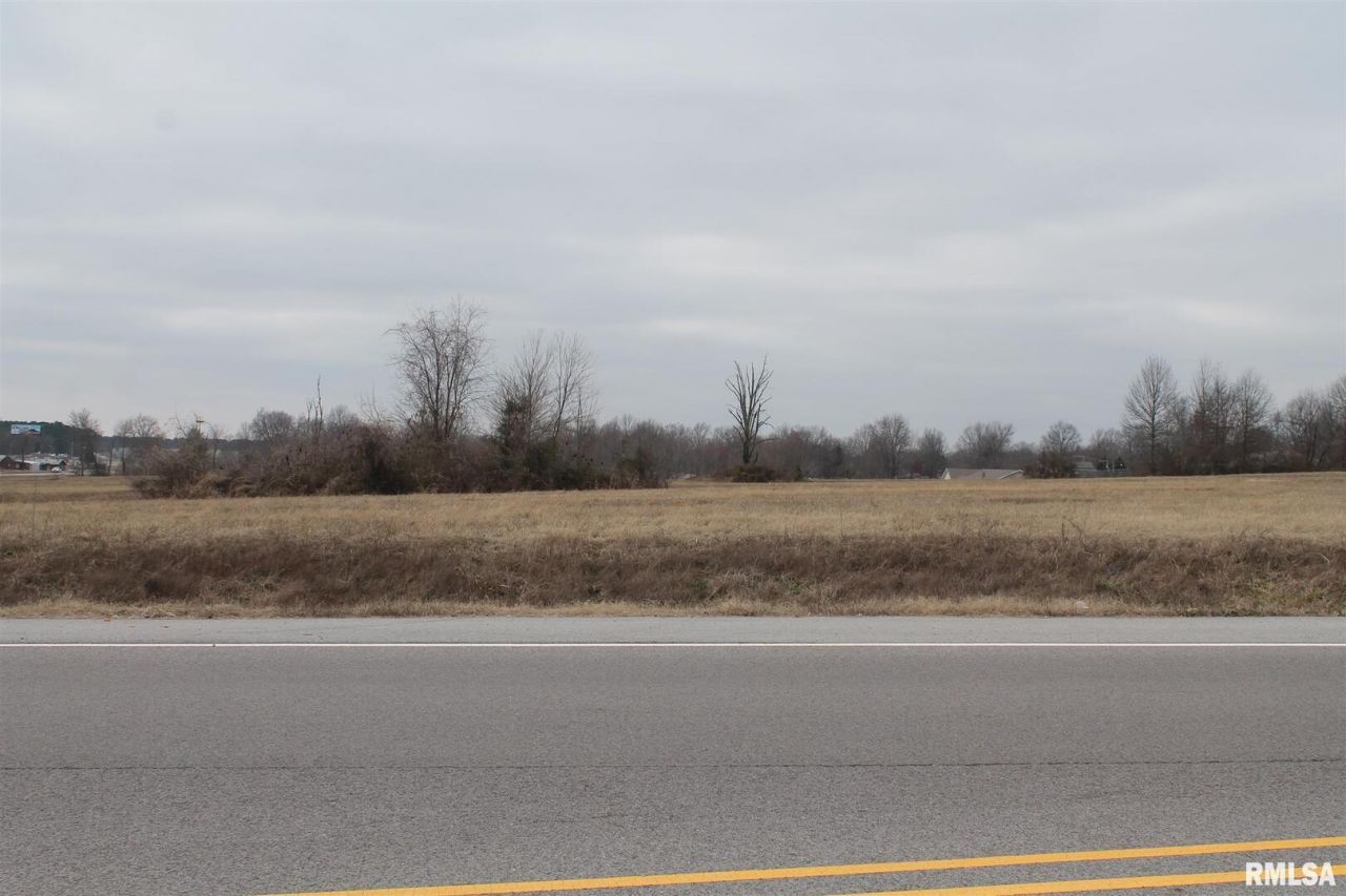 Lot 1 N FRONTAGE Road, IL 62918