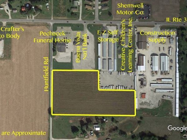 000 Huntfield Road, Red Bud, IL 62278