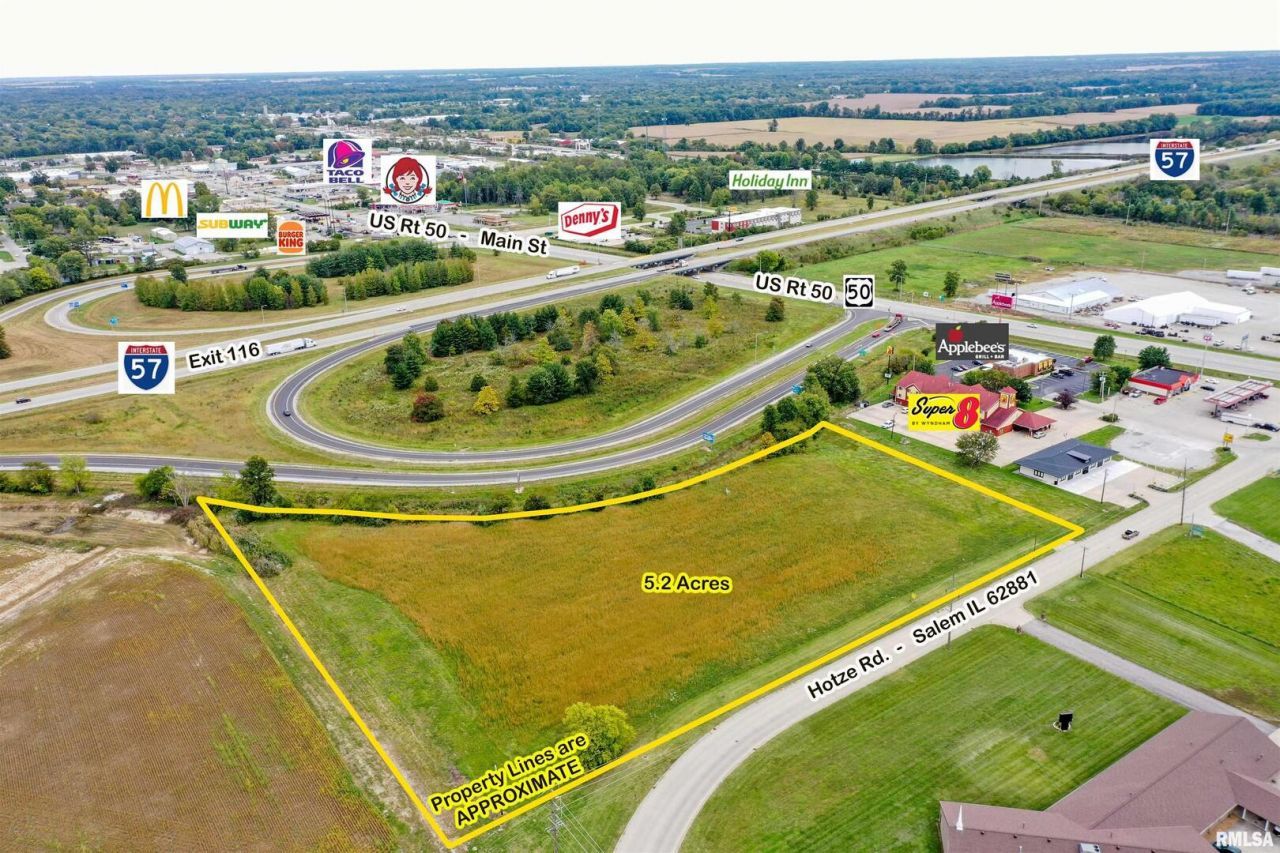 130 N Hotze Road, Salem, IL 62881