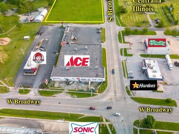 200 N BROOKS Avenue, Centralia, IL 62801