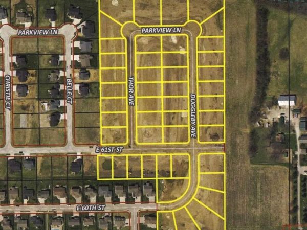 6107 Duggleby Avenue, Davenport, IA 52807