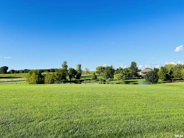 000 Shannon Lake, Anna, IL 62906