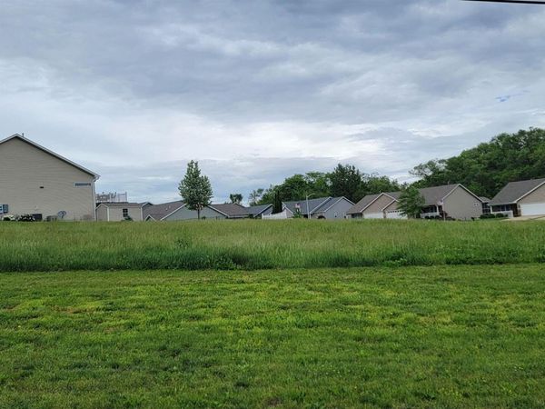 604 E 19TH Avenue, Coal Valley, IL 61240