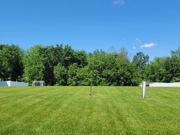 508 PRAIRIE MEADOW Drive, Blue Grass, IA 52726