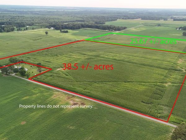 0 IRON Road, Louisville, IL 62858