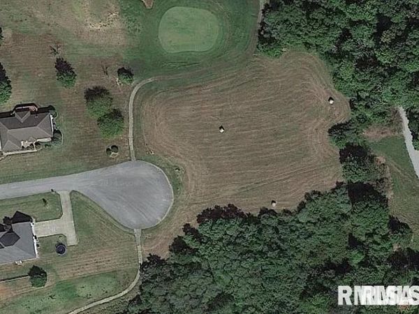 000 Bogey Lane, Makanda, IL 62958