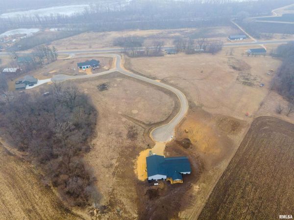 4037 EDEN Court, Camanche, IA 52730