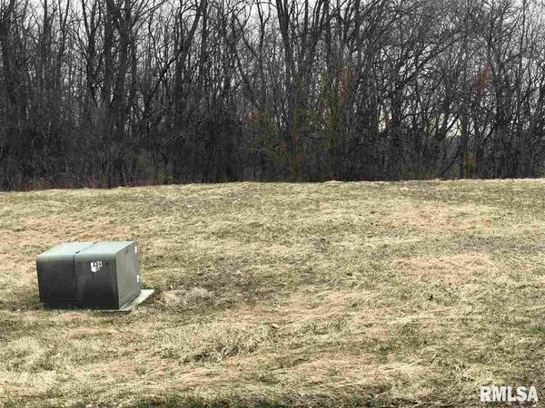 4425 MICHIGAN Avenue, Davenport, IA 52802