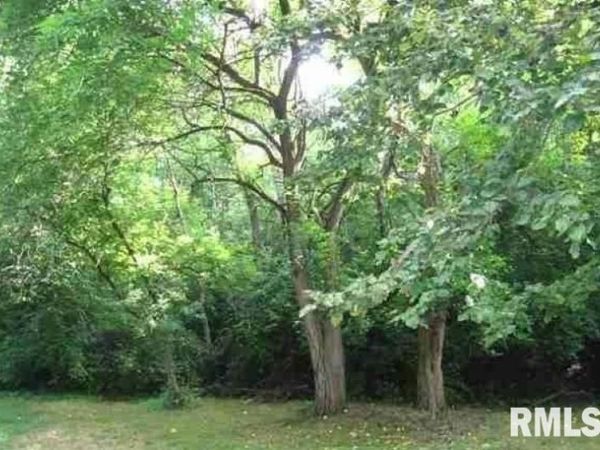 Lot 14 Deer Hill Road, Pleasant Valley, IA 52767