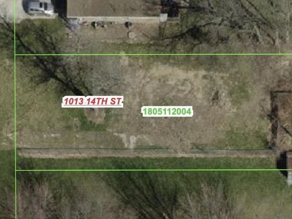 1013 14TH Street, Silvis, IL 61282