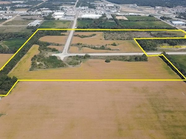 12165 N Wells Bypass, Mt Vernon, IL 62864