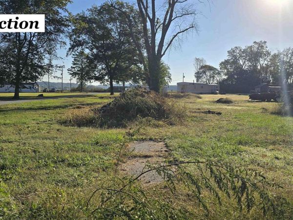 149 ELM Drive, Jonesboro, IL 62952