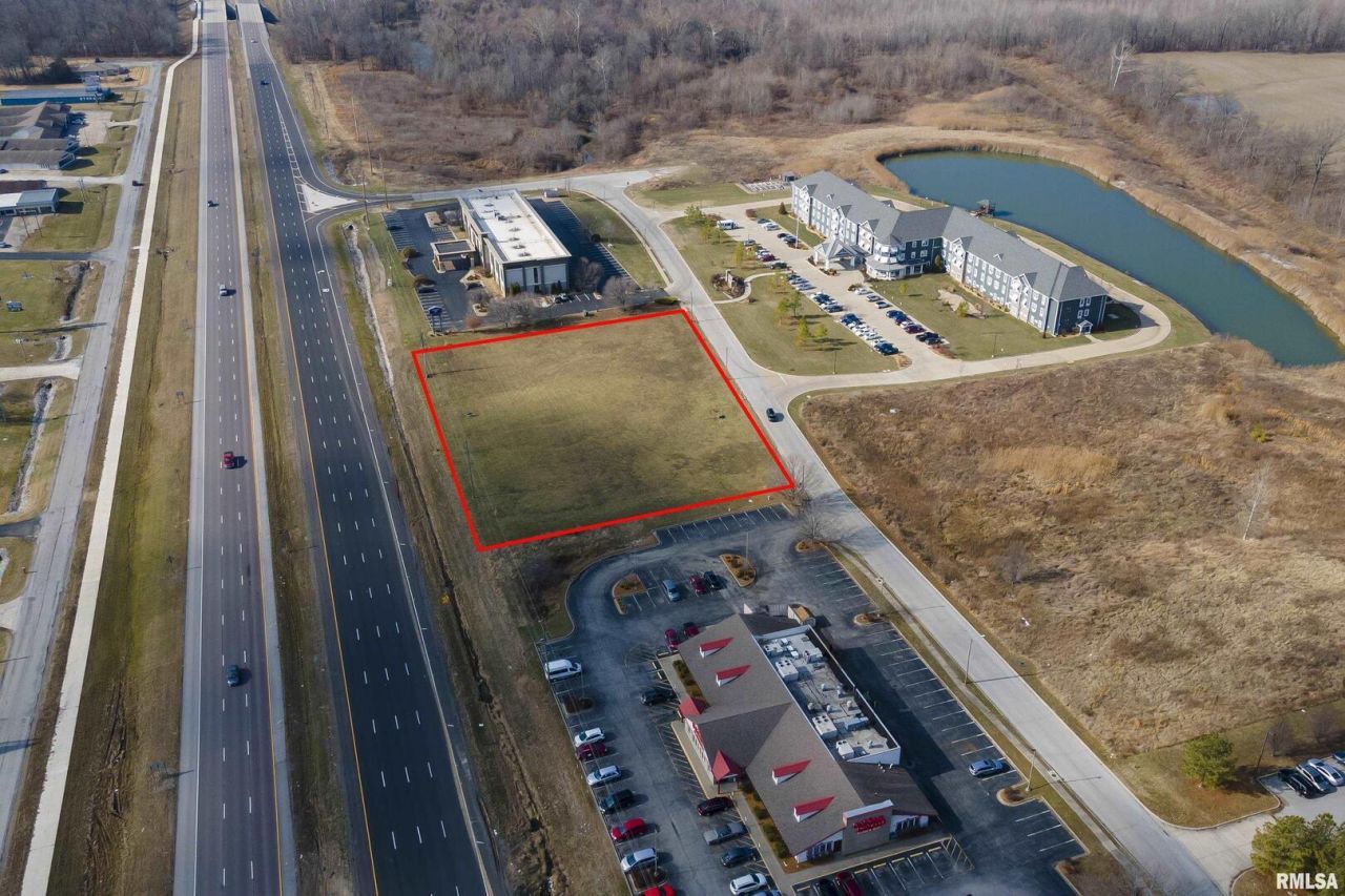 2219 Reed Station Parkway, Carbondale, IL 62901