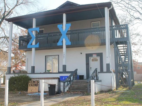 307 W COLLEGE Street, Carbondale, IL 62901