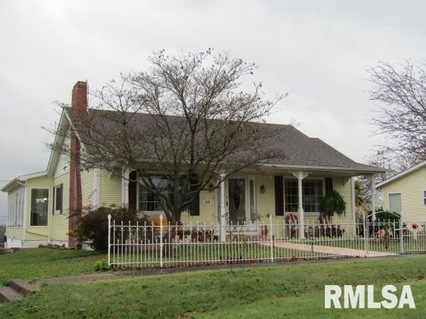 195 E MARKET Street, Elizabethtown, IL 62931