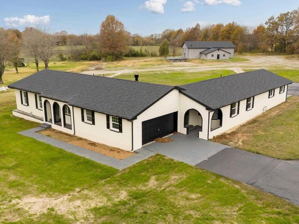 7837 State Highway 37 Highway, Benton, IL 62812