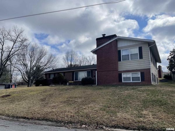 217 APPLE Lane, Anna, IL 62906