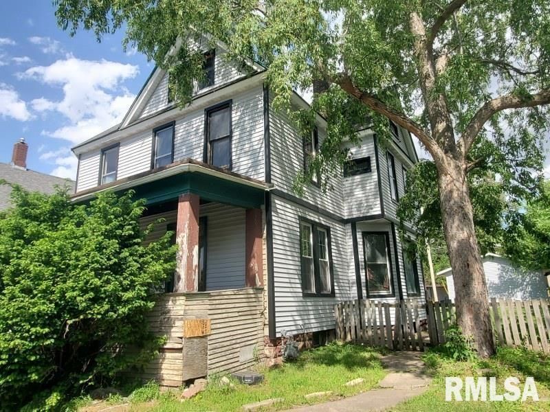 1043 19th Street, Rock Island, IL 61201 Main Photo