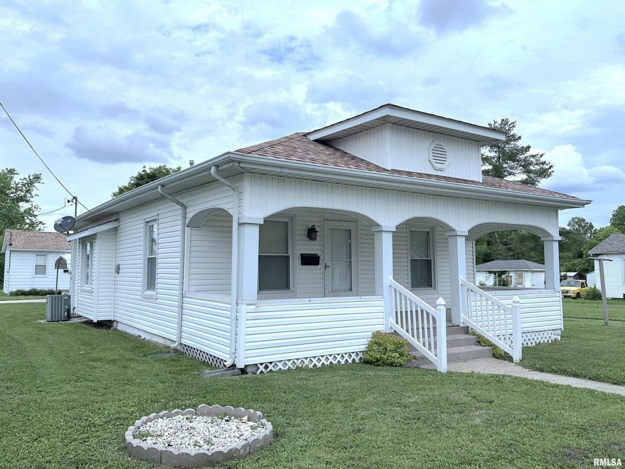 1520 Gartside Street, Murphysboro, IL 62966 Main Photo