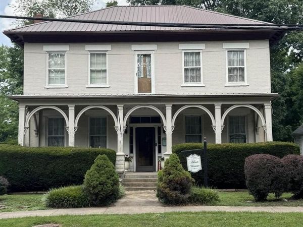 410 S Saint Louis Street, Sparta, IL 62286