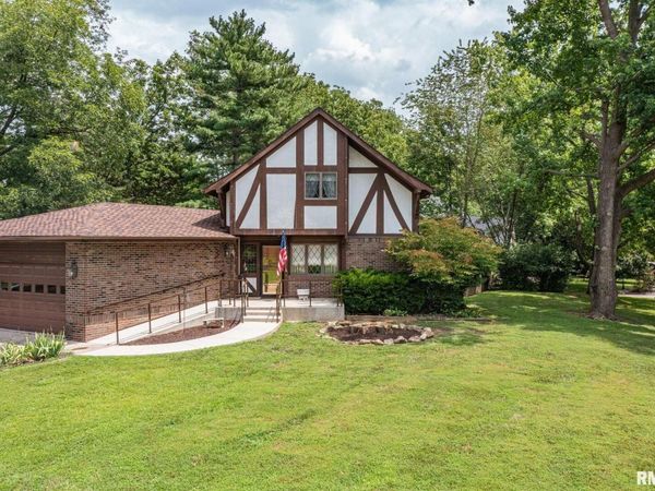 102 Lost Hollow Dr Drive, Salem, IL 62881