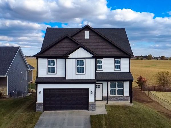 7183 Genesis Way, Bettendorf, IA 52722