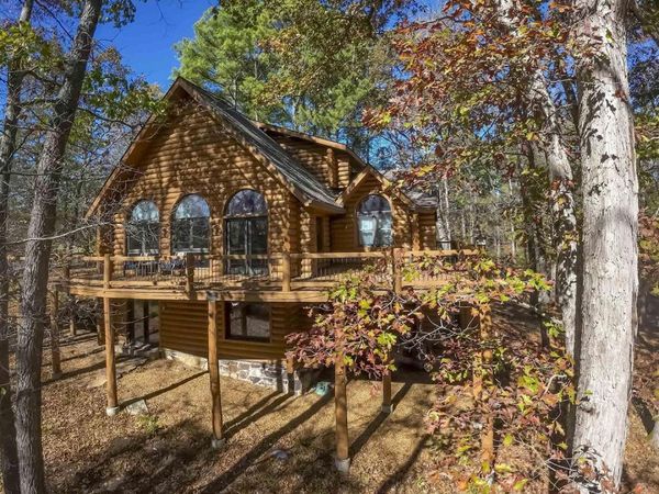 221 Poplar Lake Road, Makanda, IL 62958