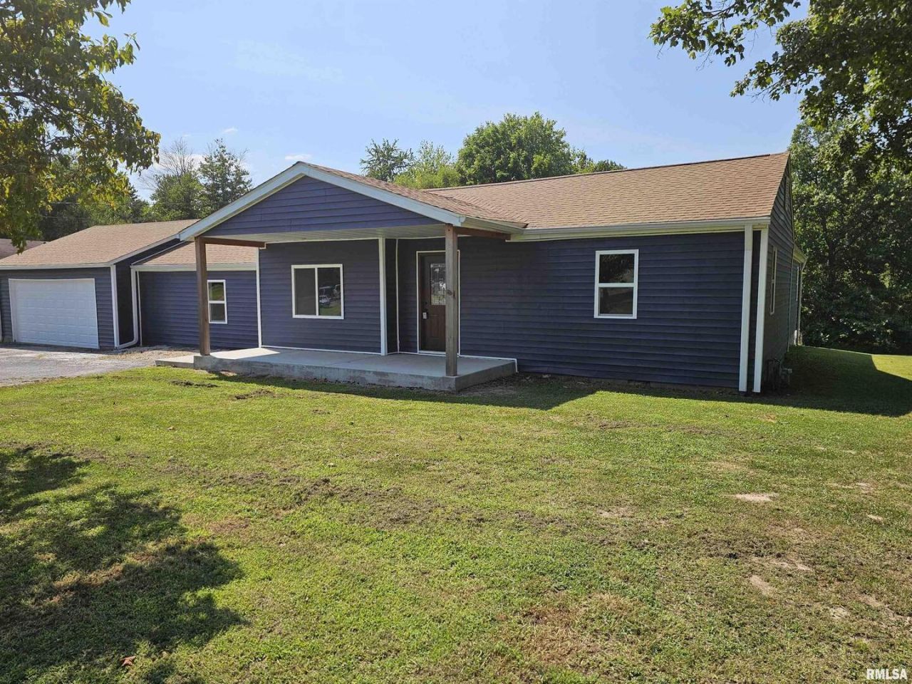 16530 E Fairfield Road, Mount Vernon, IL 62864 Main Photo