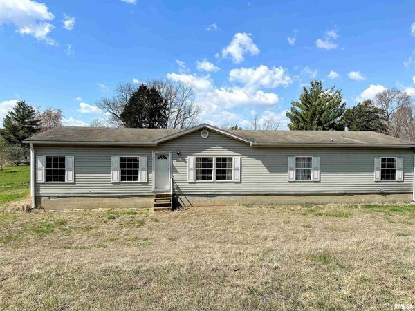 1925 MURPHY Road, Creal Springs, IL 62922