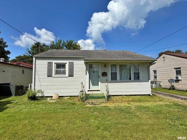 1603 FERRY Street, Metropolis, IL 62960