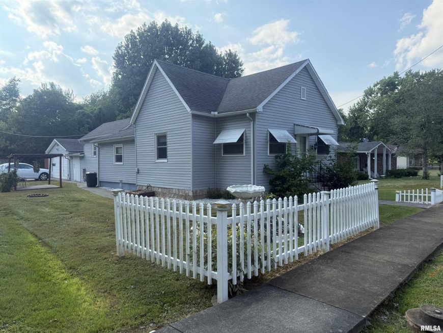 Main Photo