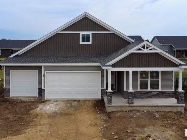 1719 S 5TH Street, Eldridge, IA 52748