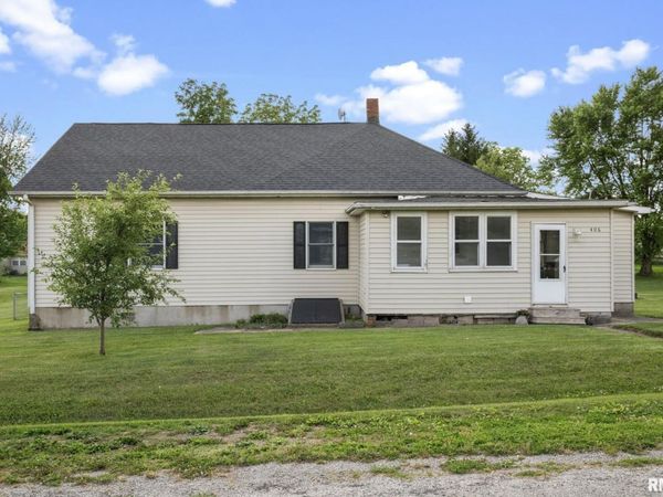 406 234th St Street, Aledo, IL 61234