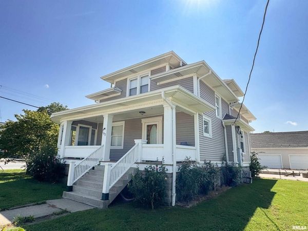 102 SE FRONT Street, Dongola, IL 62926