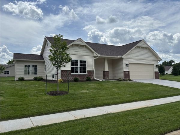 1266 33RD Avenue Circle, Silvis, IL 61282