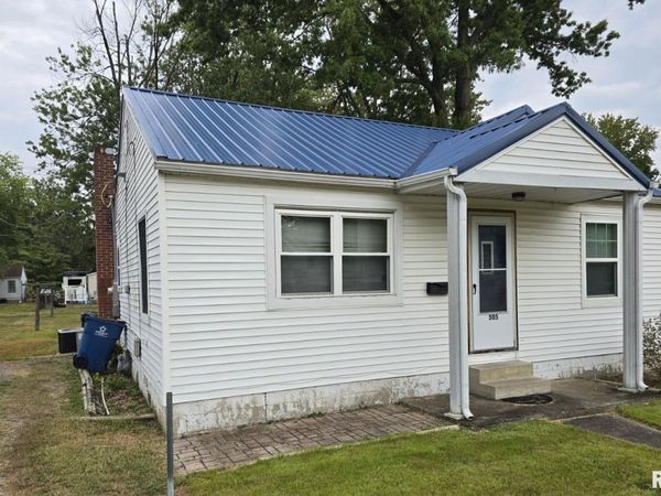 505 S 2ND Street, Marion, IL 62959