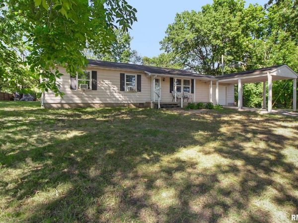 16042 Ralls Grove Road, CrealSprng, IL 62922