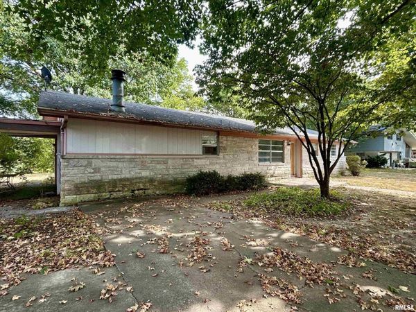 1378 Skelcher Boulevard, Makanda, IL 62958