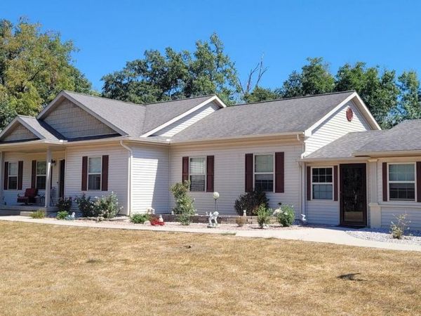 1670 WOODS Lane, Centralia, IL 62801